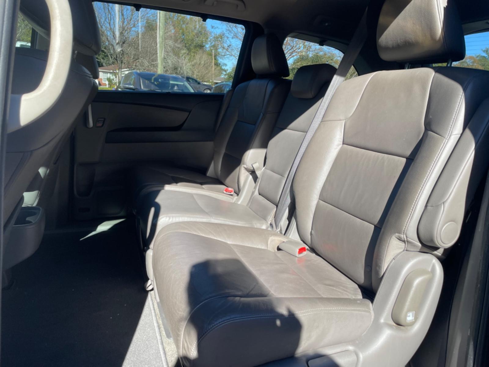 2013 GRAY HONDA ODYSSEY TOURING (5FNRL5H91DB) with an 3.5L engine, Automatic transmission, located at 5103 Dorchester Rd., Charleston, SC, 29418-5607, (843) 767-1122, 36.245171, -115.228050 - Photo #16